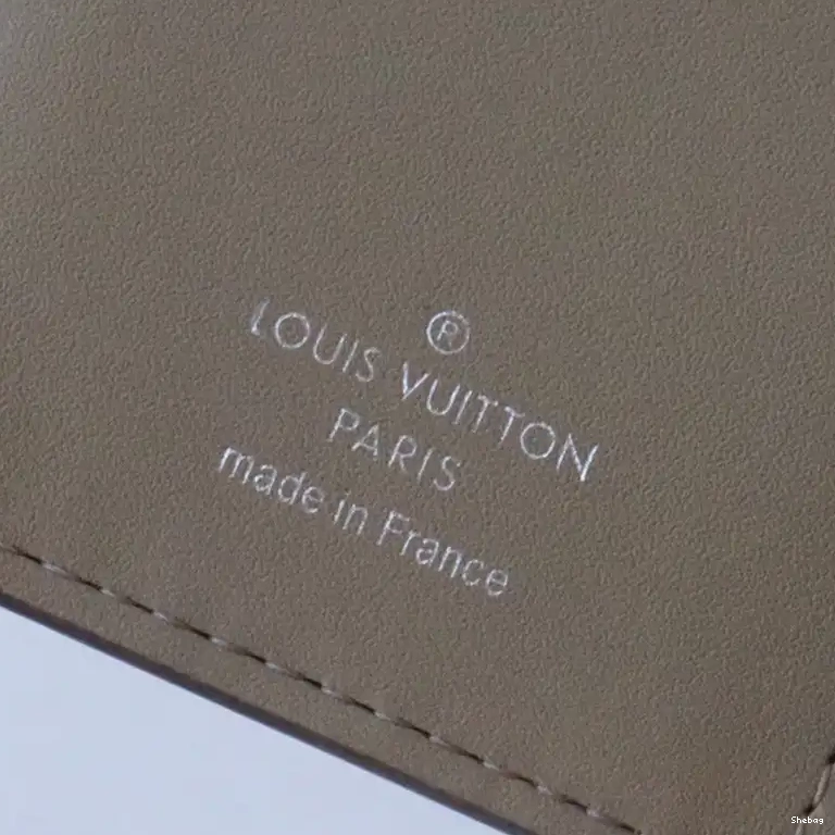 2306YA0008 Bag LV 0625